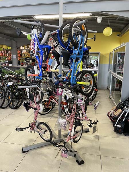 Accessoires et pièces détachées pour vélo à la vente Près De